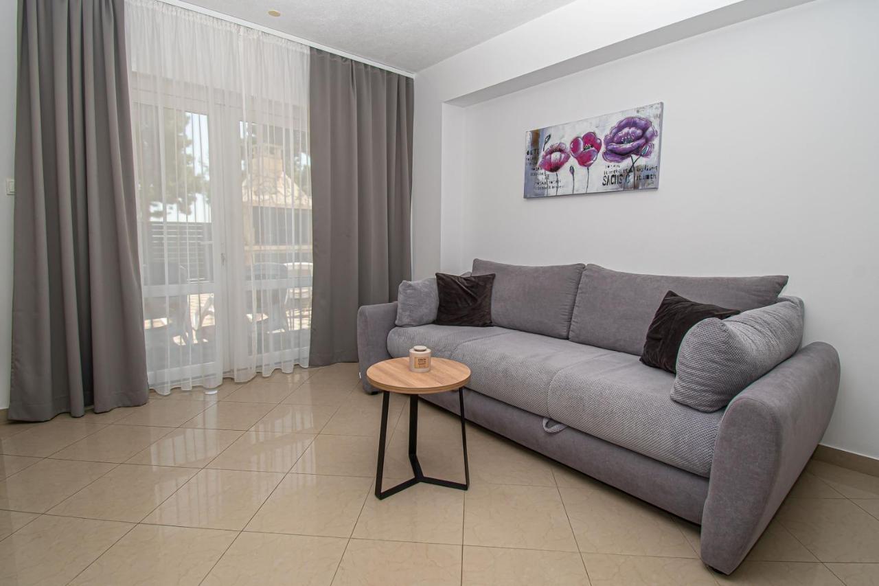 Beachfront Apartments Gabine Kastela Dış mekan fotoğraf
