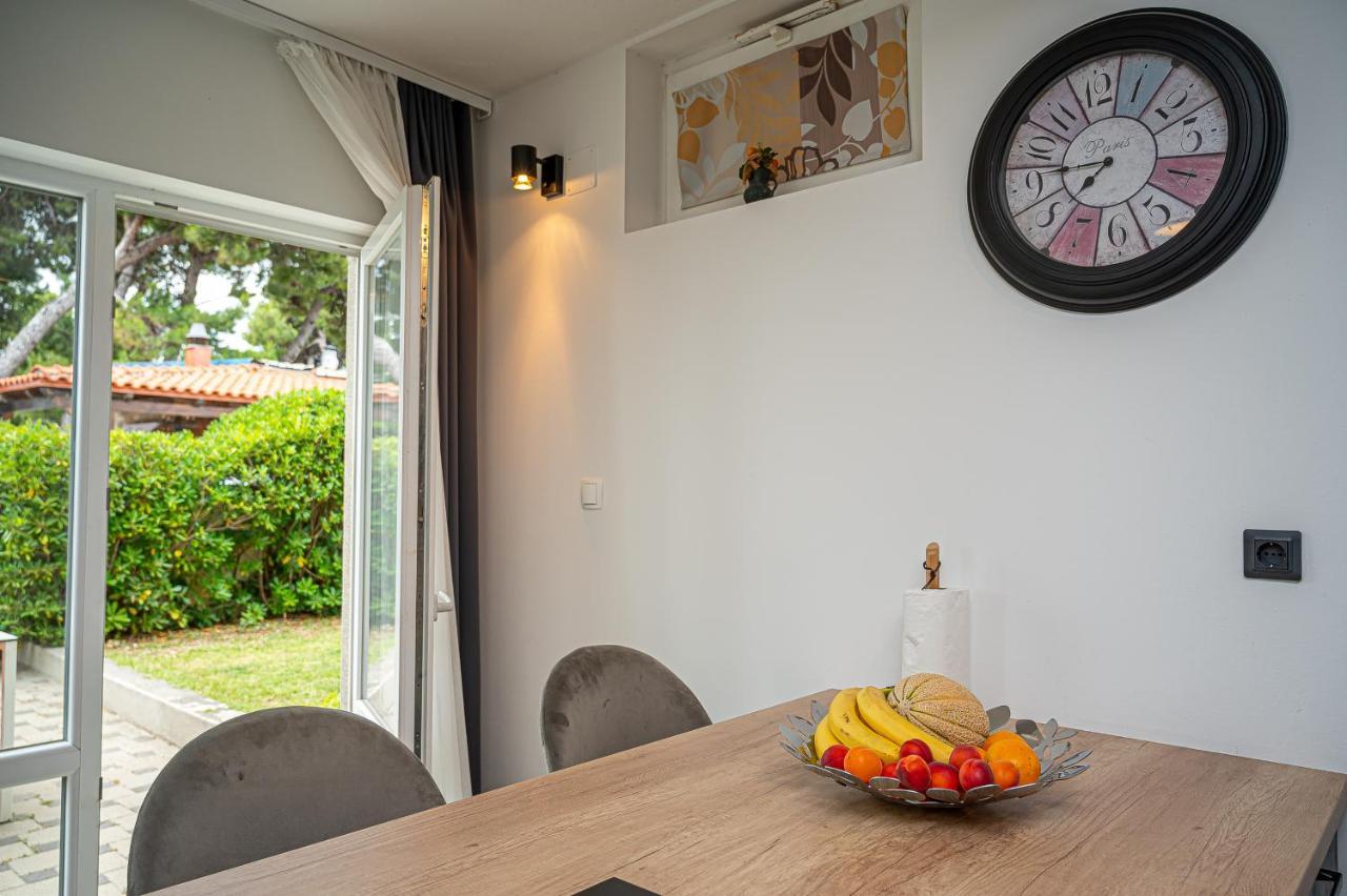 Beachfront Apartments Gabine Kastela Dış mekan fotoğraf