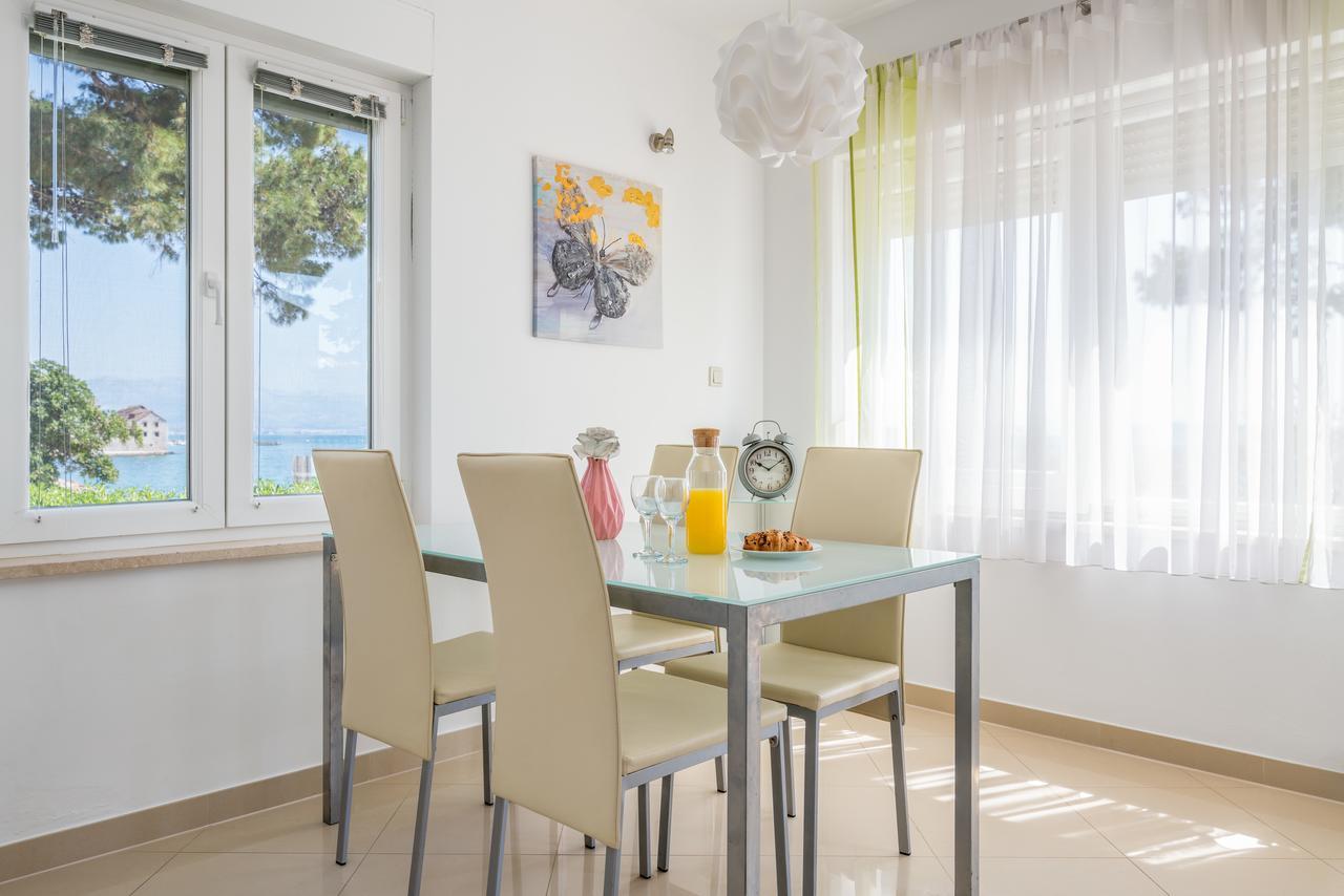 Beachfront Apartments Gabine Kastela Dış mekan fotoğraf