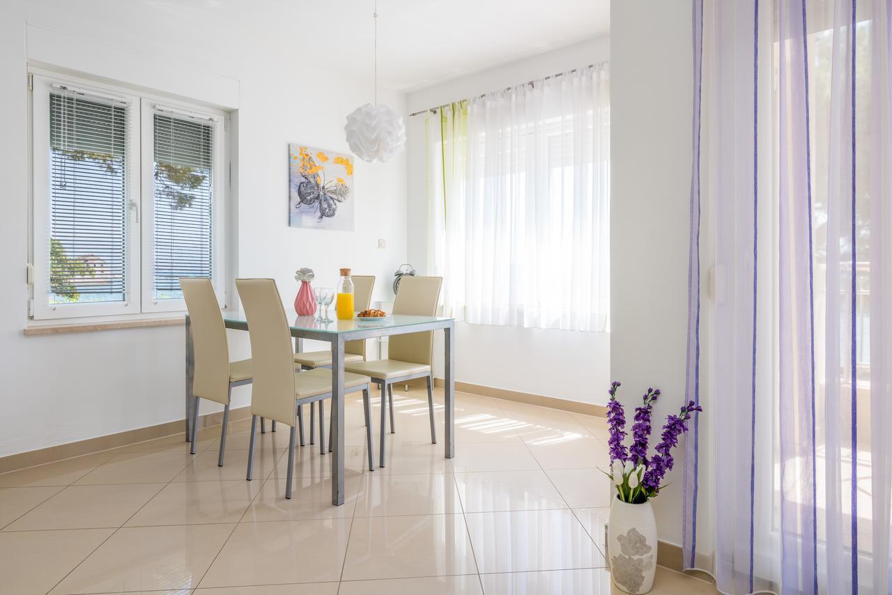 Beachfront Apartments Gabine Kastela Dış mekan fotoğraf