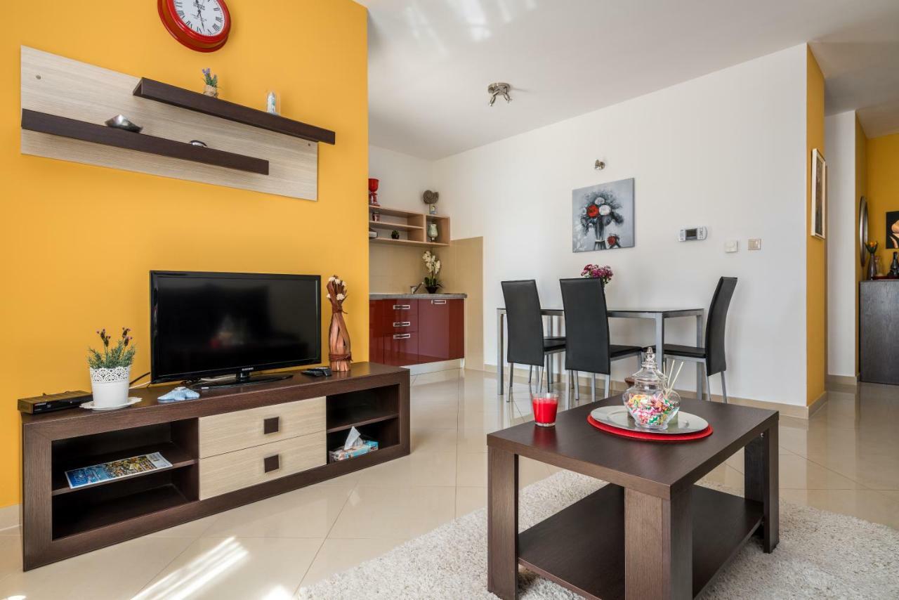 Beachfront Apartments Gabine Kastela Dış mekan fotoğraf
