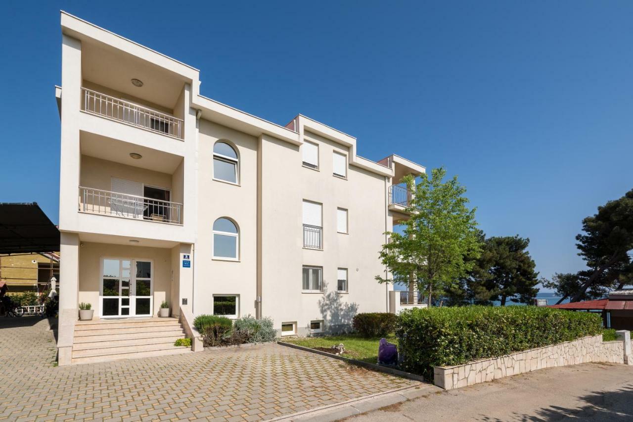 Beachfront Apartments Gabine Kastela Dış mekan fotoğraf