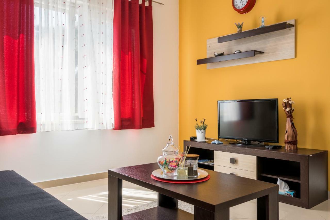 Beachfront Apartments Gabine Kastela Dış mekan fotoğraf