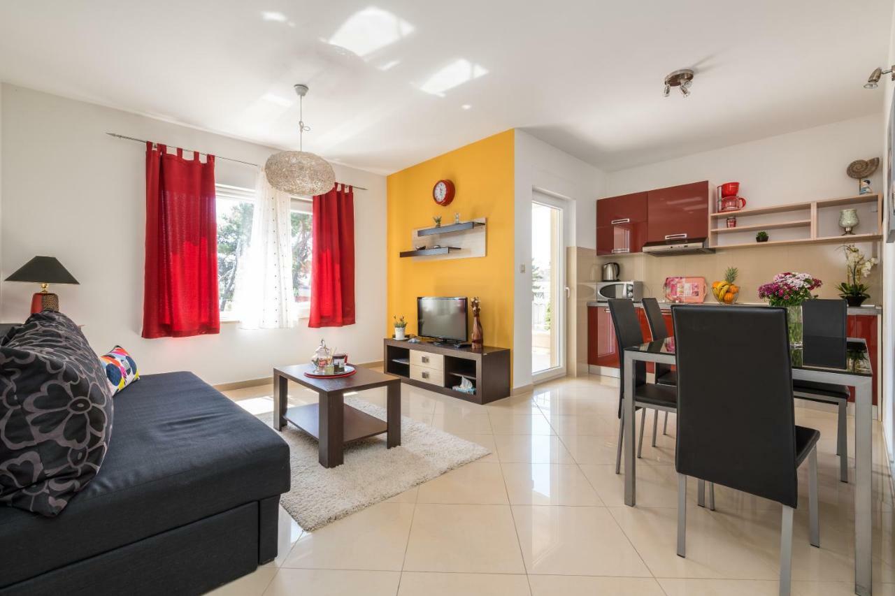 Beachfront Apartments Gabine Kastela Dış mekan fotoğraf