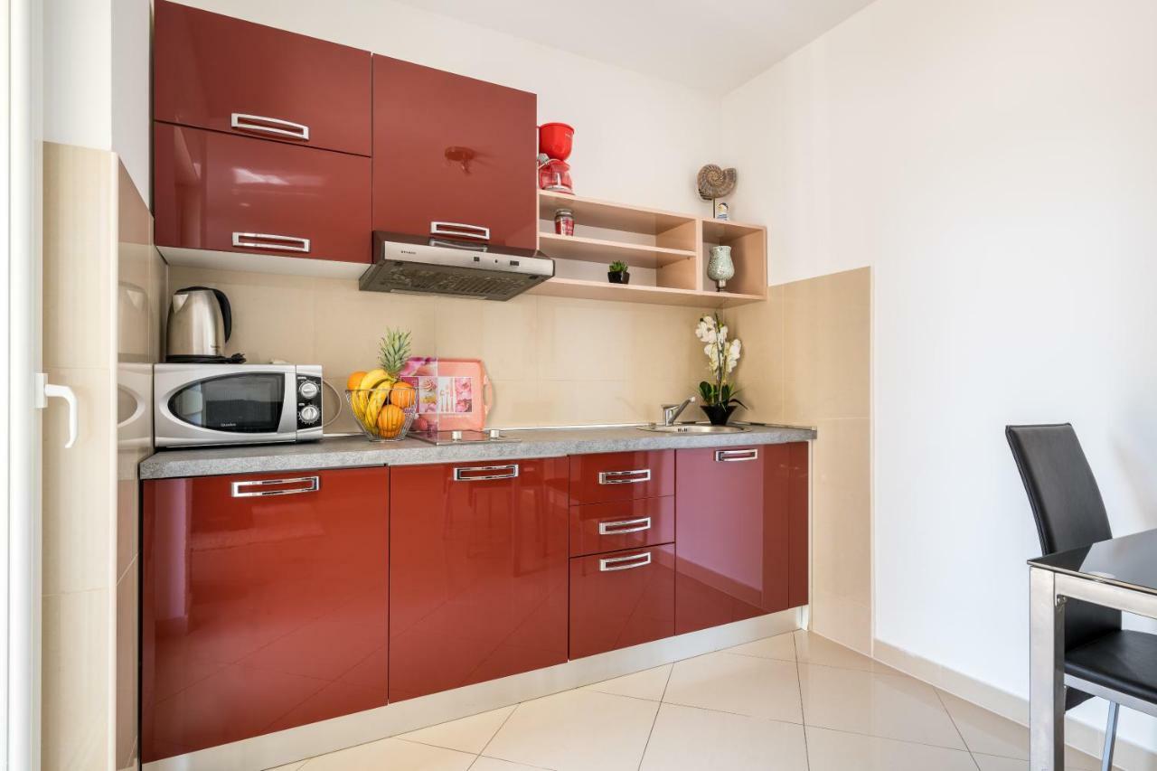 Beachfront Apartments Gabine Kastela Dış mekan fotoğraf