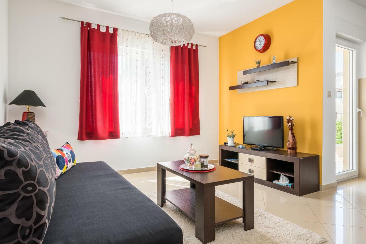 Beachfront Apartments Gabine Kastela Dış mekan fotoğraf