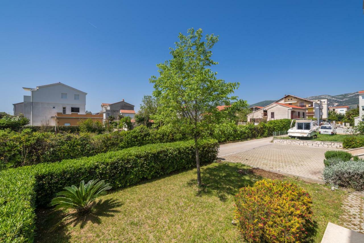 Beachfront Apartments Gabine Kastela Dış mekan fotoğraf